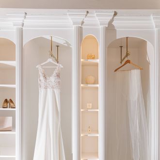County arms bridal suite by julia dunin photography cms-county-arms-hotel