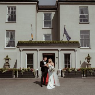 Lynn & Jason, Real Wedding at County Arms