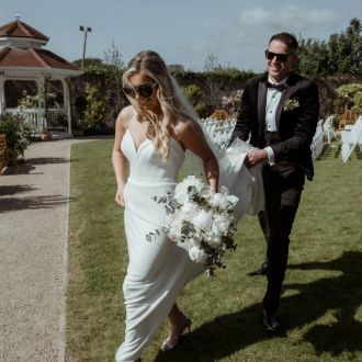 Lynn & Jason, Real Wedding at County Arms