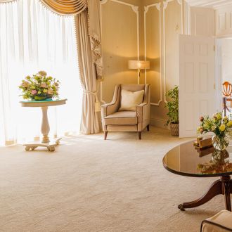 County arms bridal suite by julia dunin photography cms-county-arms-hotel