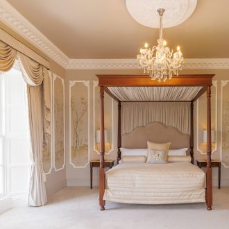 County arms bridal suite by julia dunin photography cms-county-arms-hotel