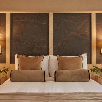 Deluxe king room at county arms birr  custom cms-county-arms-hotel