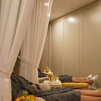 Relaxation room at the springs wellness suites birr custom cms-county-arms-hotel