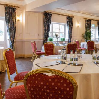 GardenRoom_CountyArmsHotel_Julia_Dunin_Photography-34