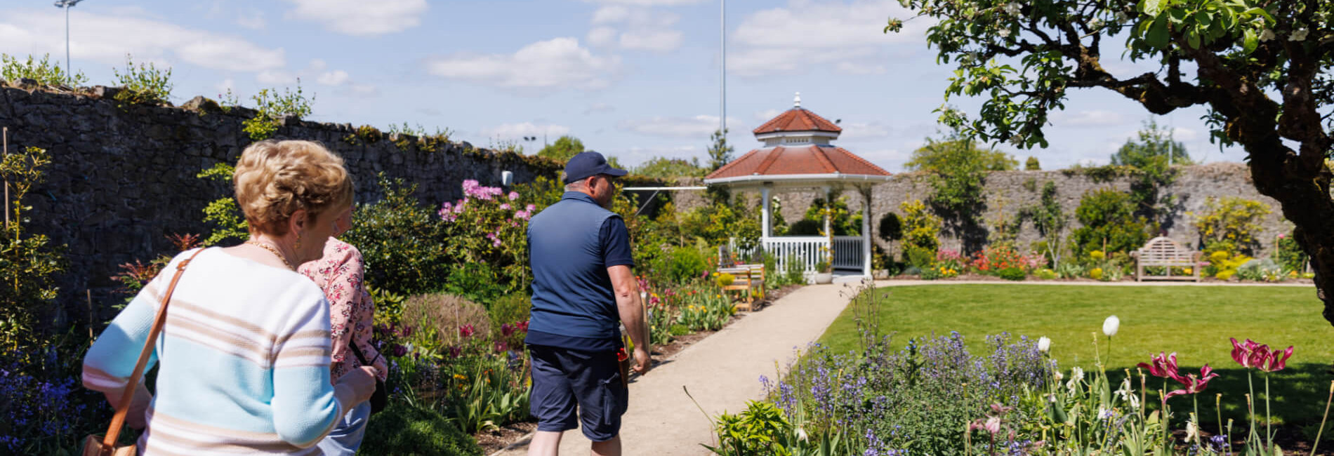 Pavillion garden tour county arms cms-county-arms-hotel