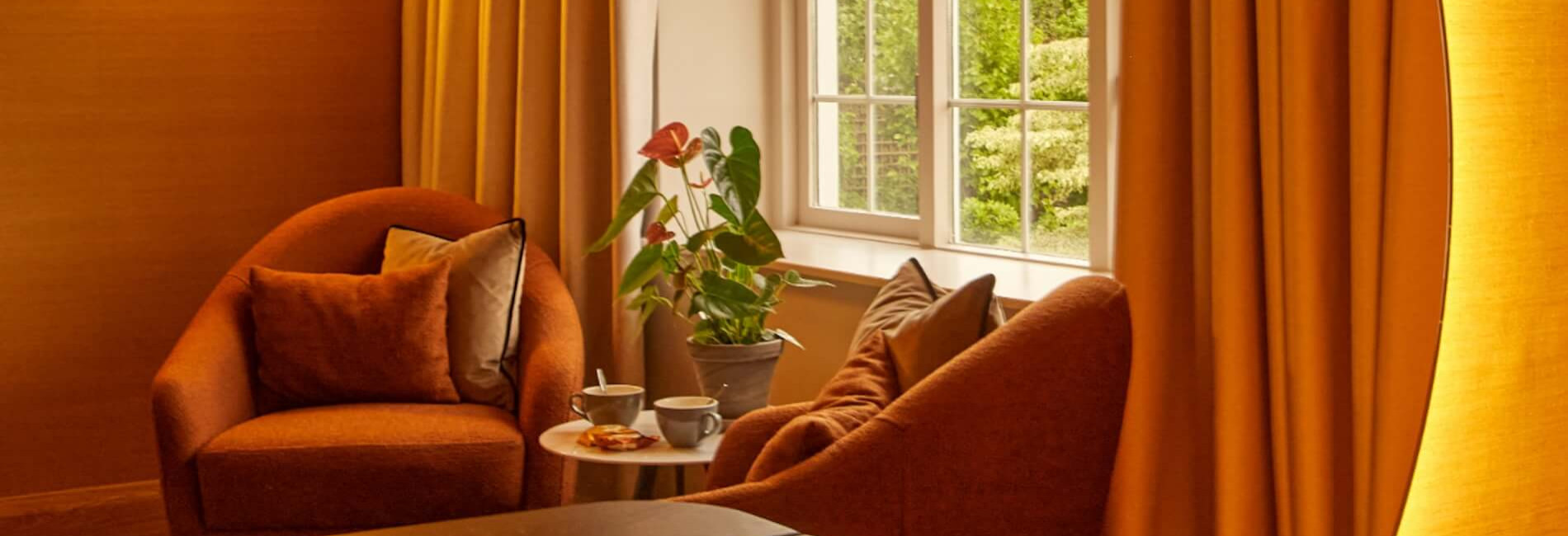 Deluxe king room at county arms birr cms-county-arms-hotel